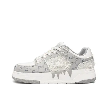 China Aerospace Low Top Skateboard Shoes Men's