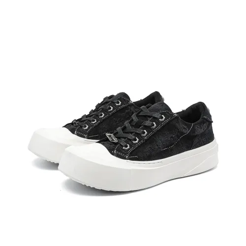 PAVEA Curved Moon Collection Low Top Skateboard Shoes Men's Black