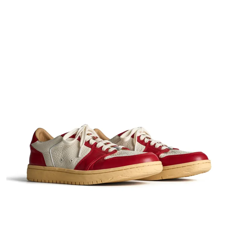 PIPG Slip Resistant Shock Absorbers Low Top Skateboard Shoes Unisex White Red-1
