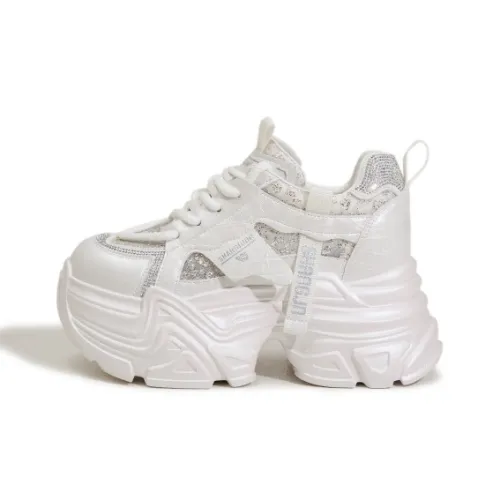 Milan love song Chunky Sneakers Women's Low Top Pink