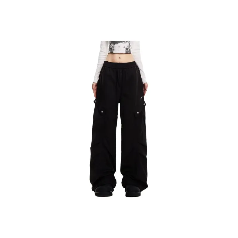 The New Age Family Cargo Pants Women's-5