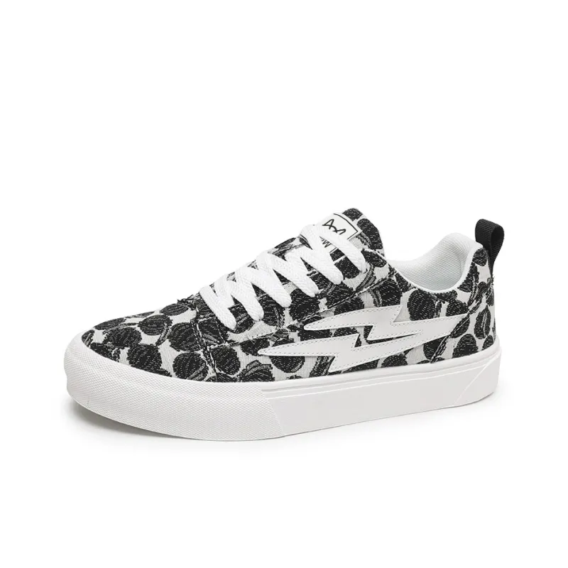MIIOW Canvas Shoes Men Low Top-1