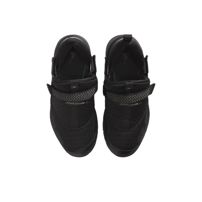 Jordan Trunner Lx Triple Black Women's-2