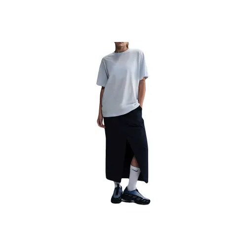 Nike Sportswear Essential Women's T Shirt