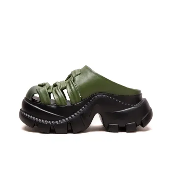 Jay Closed Toe Slippers Women's