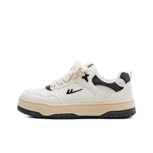 Warrior Lightweight, Slip Resistant, And Abrasion Resistant Low Top Casual Shoes Women's Beige Black