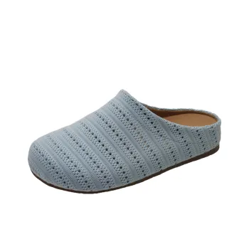 CHILI Quiet, Odor Resistant, Abrasion Resistant Closed Toe Slippers Women's