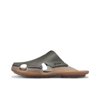 Wen Nai Closed Toe Slippers Men's Gray