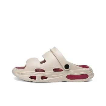 Budding Bear Beach Sandals Men's