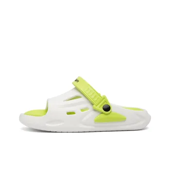 Budding Bear Beach Sandals Men's