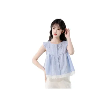 Flowers in water Shirts Women's Light Blue