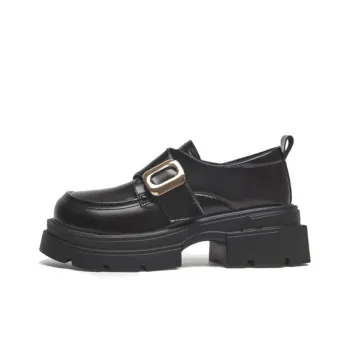 15 MINS Loafers Women's Black/Beige