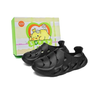 Budding Bear Clogs Men