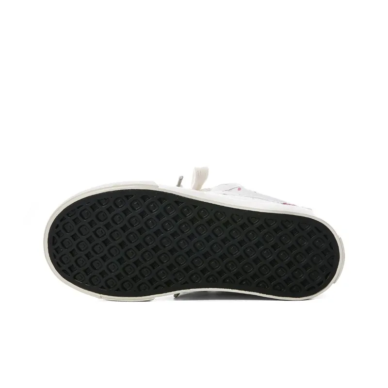 The New Age Family Low Top Skateboard Shoes Women's White-4