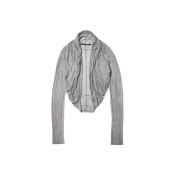 JULIUS Long sleeved Prayer Top