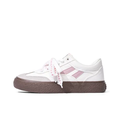 NSTCU Slip Resistant Low Top Skateboard Shoes Women's White Pink
