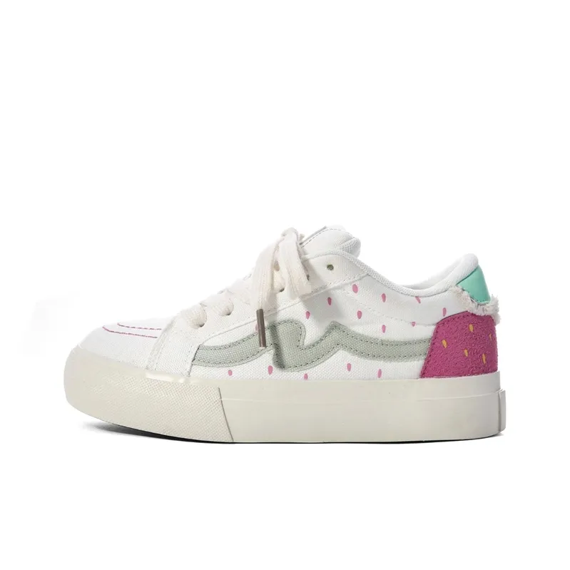 The New Age Family Low Top Skateboard Shoes Women's White-0