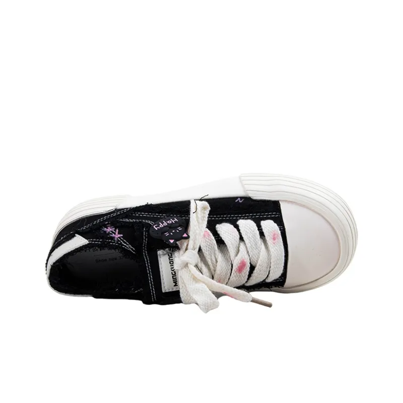 MINGKUANG Slip Resistant, Abrasion Resistant, Breathable Low Top Canvas Shoes Women's Black-3