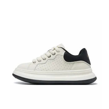 CEDAR HAN Coverage Lightweight Height Increasing Low Top Skateboard Shoes Men's White Black