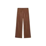 Chocolates Brown