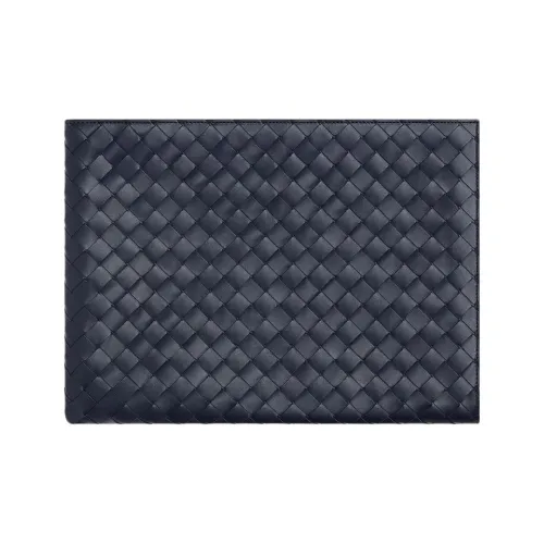 Bottega Veneta Intrecciato Calfskin Clutch Men's Abyss Cypress Wood Color