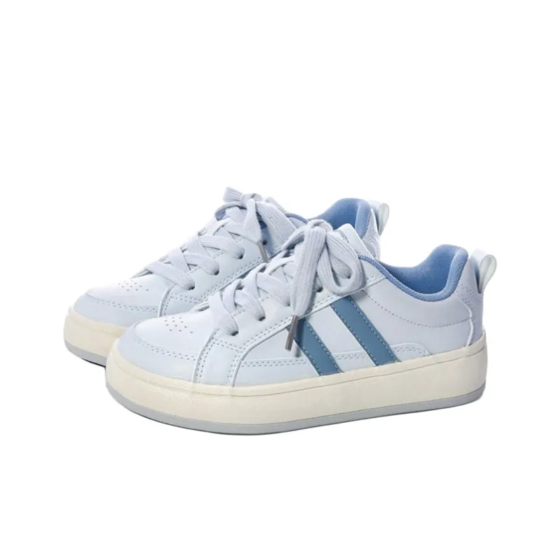The New Age Family Low Top Skateboard Shoes Women's Light Blue-1