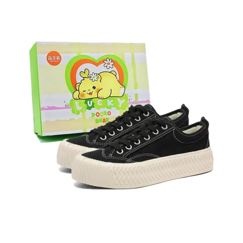 Budding Bear Canvas Shoes Men's Box