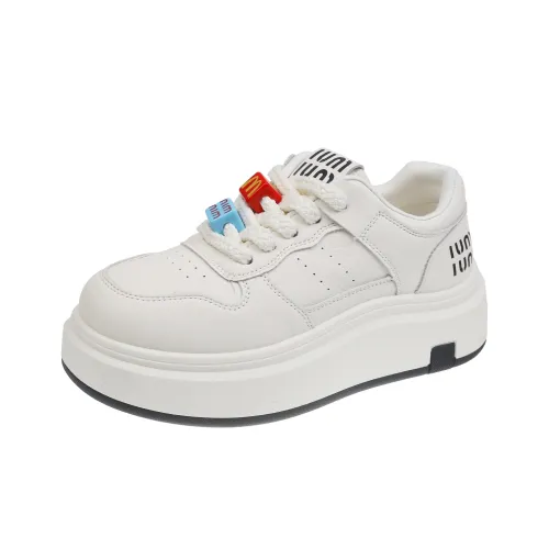 Dawei's House Low Top Skateboard Shoes Women's