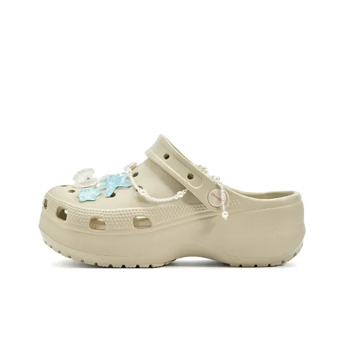DAPHNE Clogs Women's