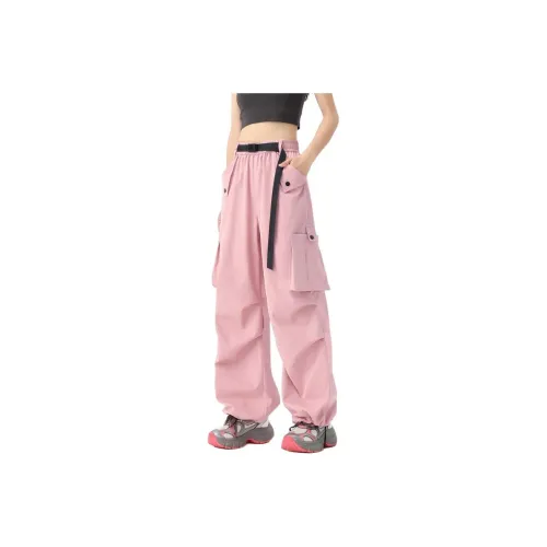 The New Age Family Cargo Pants Women's