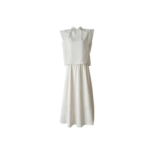 SONDR Two Piece Skirt Sets Women's