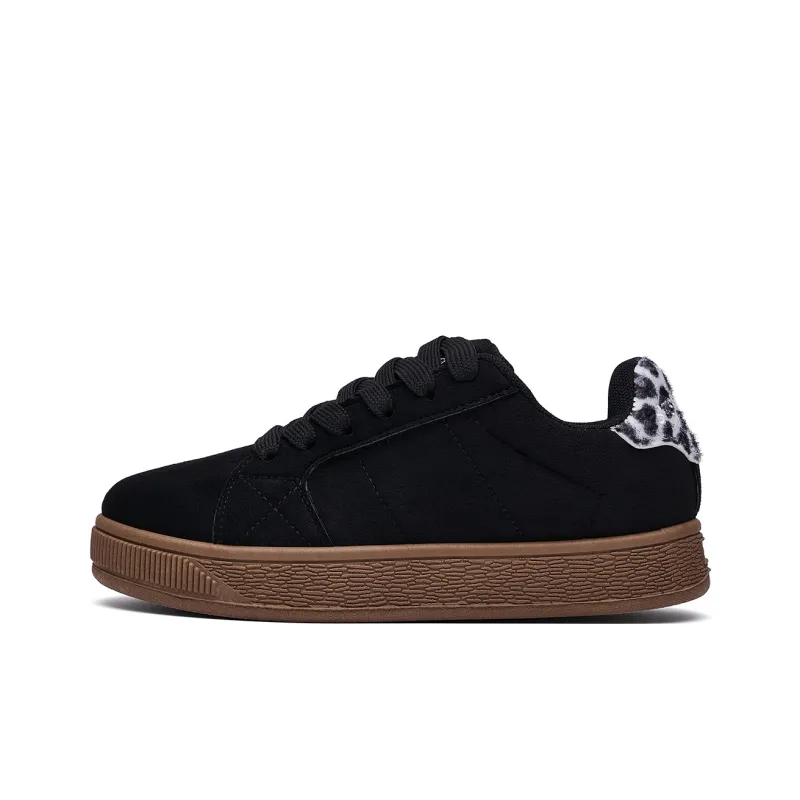 MUKALUO Anti Slip Wear Resistant Low Top Skateboard Shoes Women's-7