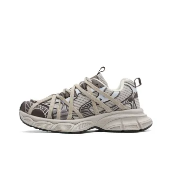 TELENT Shock Absorbers With Slip Resistant Features Low Top Casual Shoes Men's Coffee