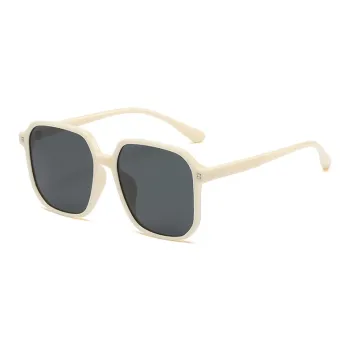 PRETTYALLUSION TR/Memory Plastic Square Sunglasses Women's