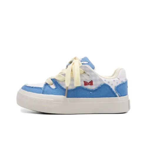 The New Age Family Low Top Skateboard Shoes Women's Blue