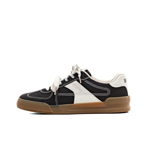 Warrior Lightweight And Breathable Low Top Skateboard Shoes Women's Black Rice
