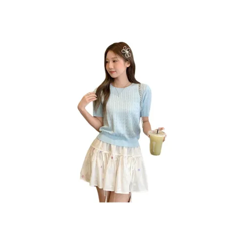 Mu Xiao Xin T Shirts Women's