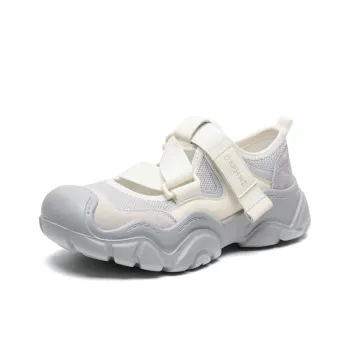 DAPHNE Slip Resistant And Breathable River Trekking Shoes Women's