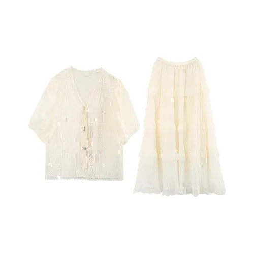 A Paradise For Awakening Skirt Set Women's