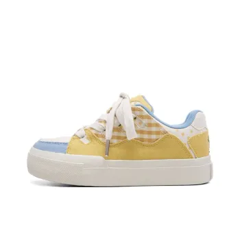 The New Age Family Low Top Skateboard Shoes Women's Yellow