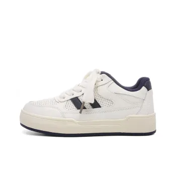 The New Age Family Low Top Skateboard Shoes Women's Beige Blue