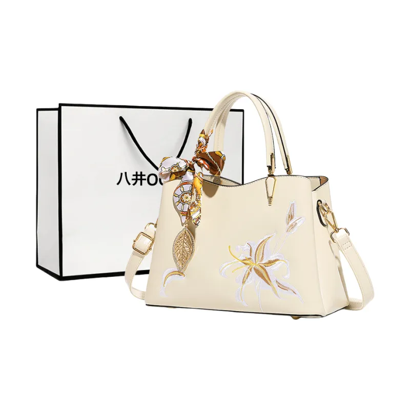 OCTSUI PU One Shoulder Handbag Women's Ecru-0