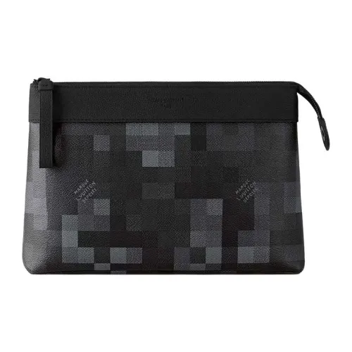 LOUIS VUITTON Textured Leather Clutch Men's Black