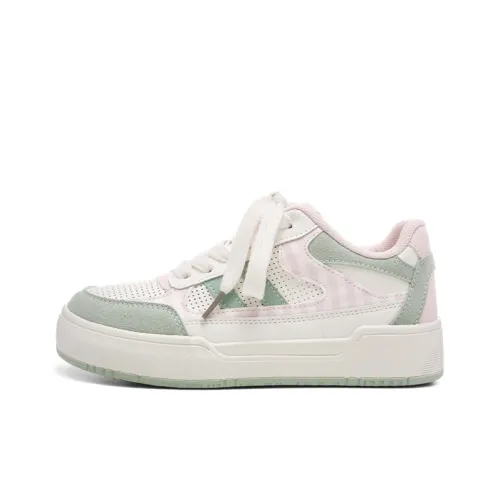 The New Age Family Low Top Skateboard Shoes Women's Guava Pink