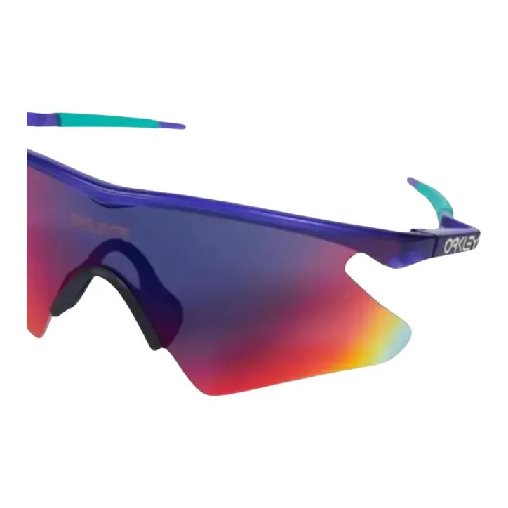 PALACE Oakley Mumbo Shades-2