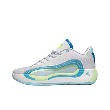 Jordan Luka 4 Anti Slip Wear Resistant Low Top Basketball Shoes Unisex White Blue