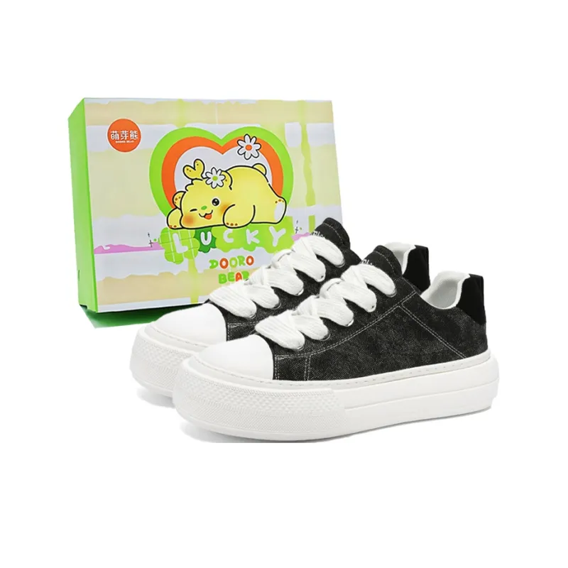 Budding Bear Slip Resistant, Abrasion Resistant, Breathable, Lightweight Low Top Canvas Shoes Men's-0