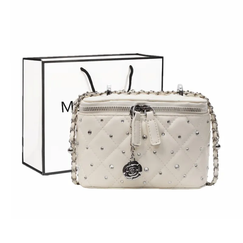 Fitchell Crossbody Bags-11