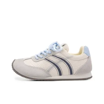 The New Age Family Low Top Skateboard Shoes Women's Yellow Blue