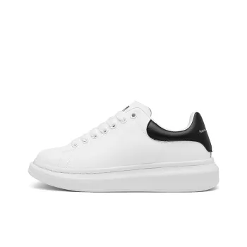 NFL Wide White Loose Fit Black Heel Tab White Sneakers Low Top Skateboard Shoes Unisex White Black